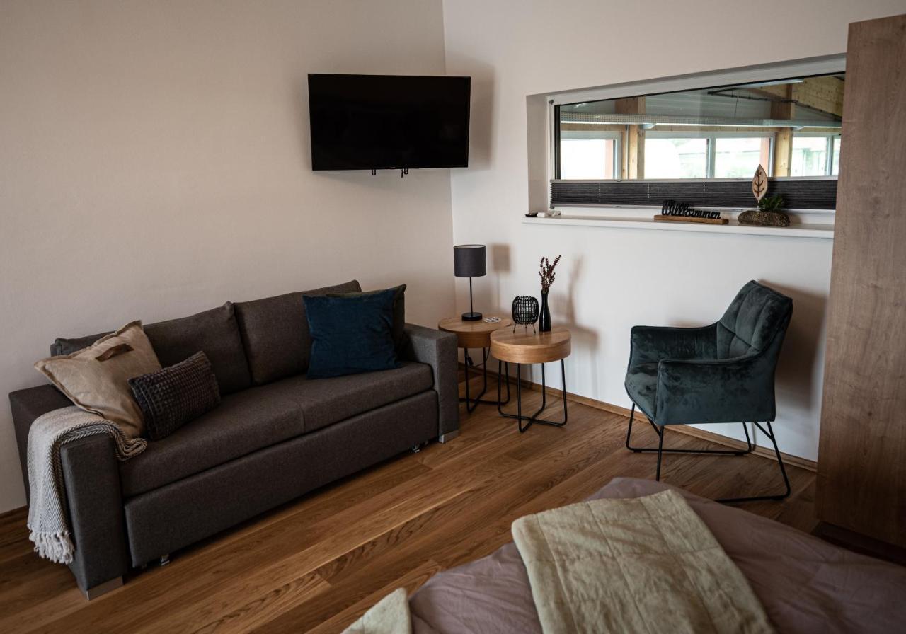 Gober & Freinbichler Weine Von Hand Horitschon Exterior foto